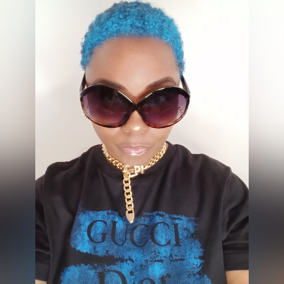 @HELPMEHELPU IS LIVE! - Picture 11 of 12